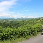 아파트 Kokoni K-banes Posees 아레트