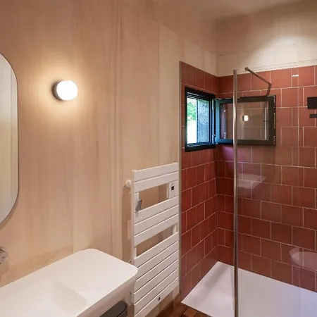 Kokoni K-banes Posees *