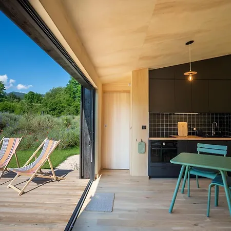 Kokoni K-banes Posees *