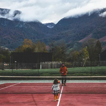 Kokoni K-banes Posees *