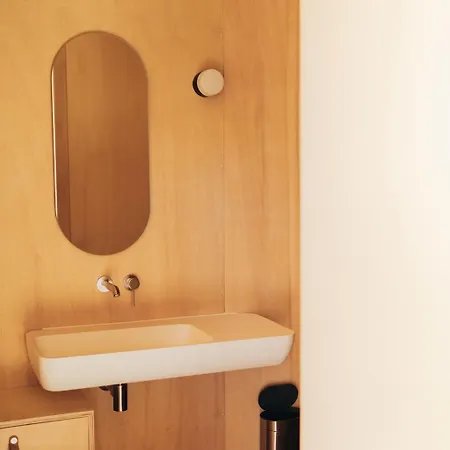 Kokoni K-banes Posees