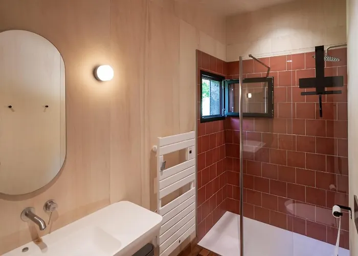 Kokoni K-banes Posees *