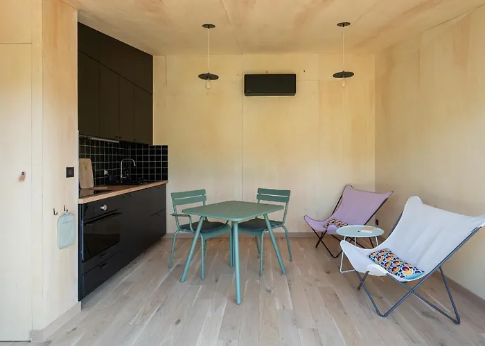 Kokoni K-banes Posees