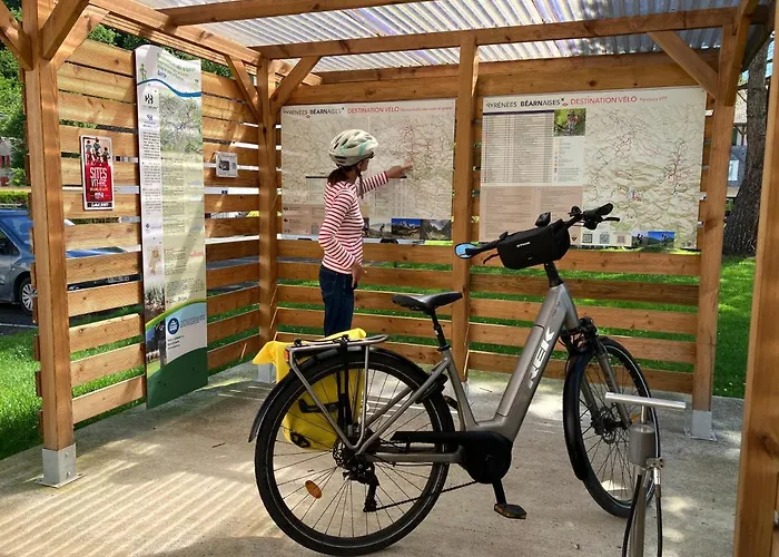 Kokoni K-banes Posees * ארט