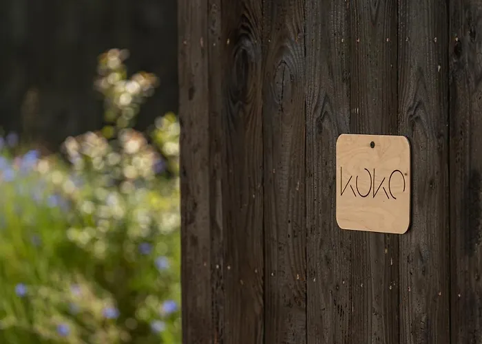 Kokoni K-banes Posees *