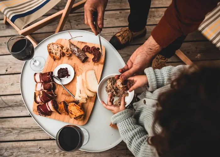 Kokoni K-banes Posees