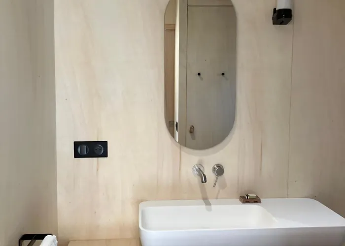 Kokoni K-banes Posees דירה ארט